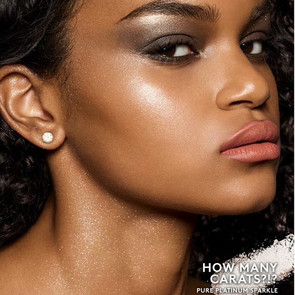Fenty Beauty Diamond Bomb All-Over Veil How Many Carats / Хайлайтер, оттенок How Many Carats
