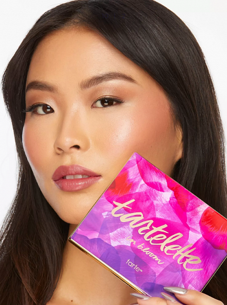 Tarte Tartelette In Bloom Clay Eyeshadow Palette / Палетка теней